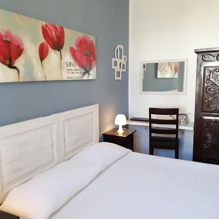 Blue Dolphin Guest House Alghero Exterior foto