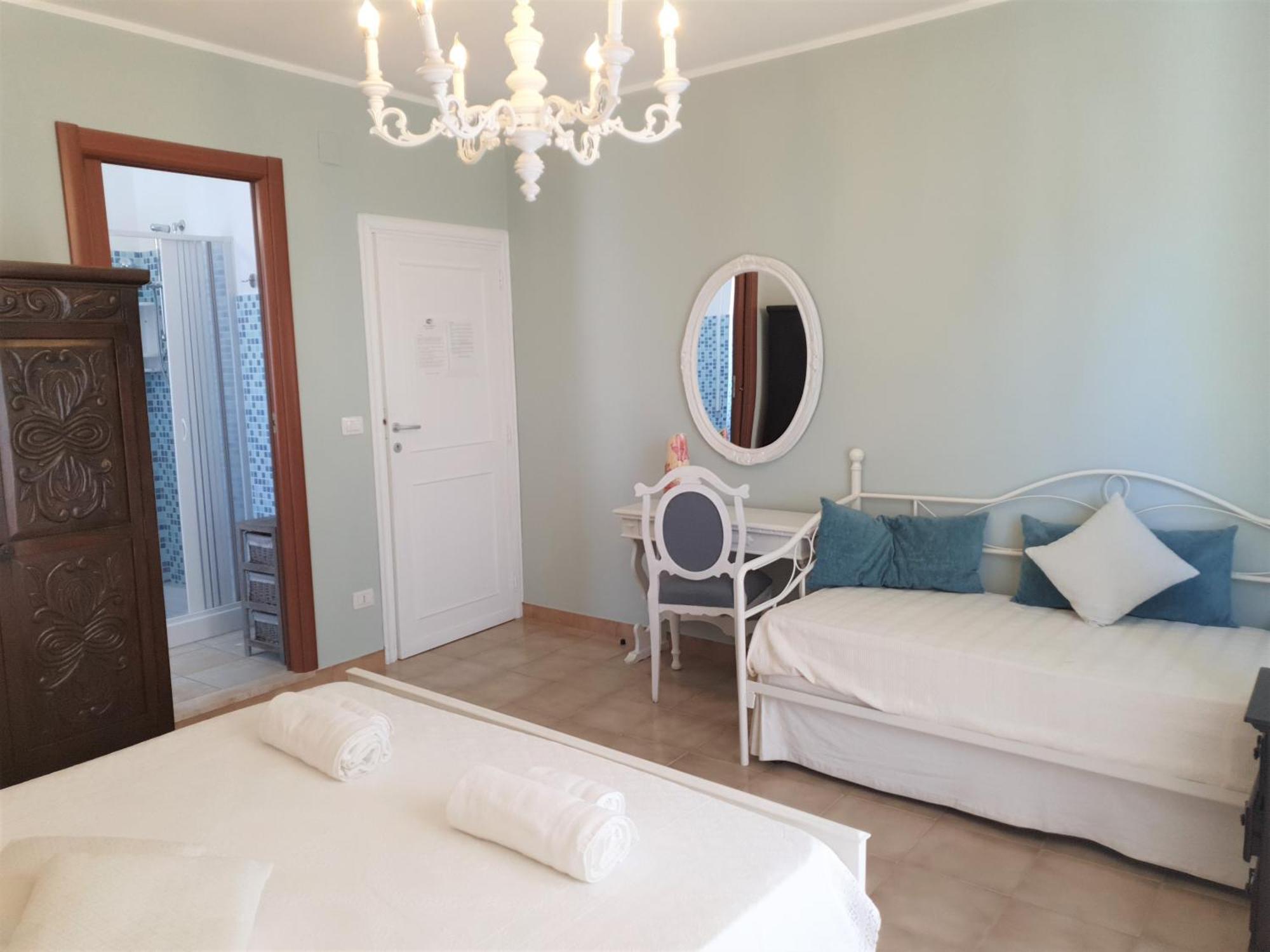 Blue Dolphin Guest House Alghero Exterior foto